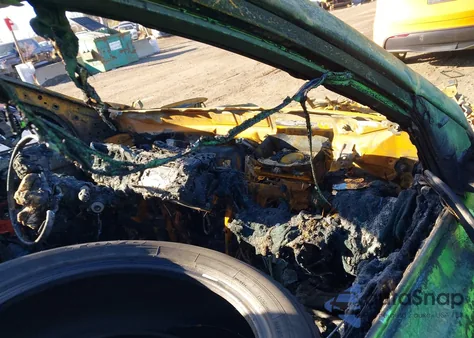 2014 Toyota Rav4 Xle z USA, uszkodzony, nr VIN 2T3RFREV5EW179055